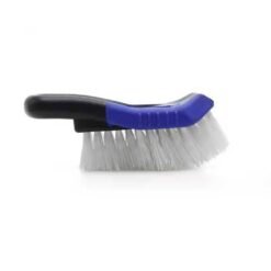 فرشاة ازرق فى اسود